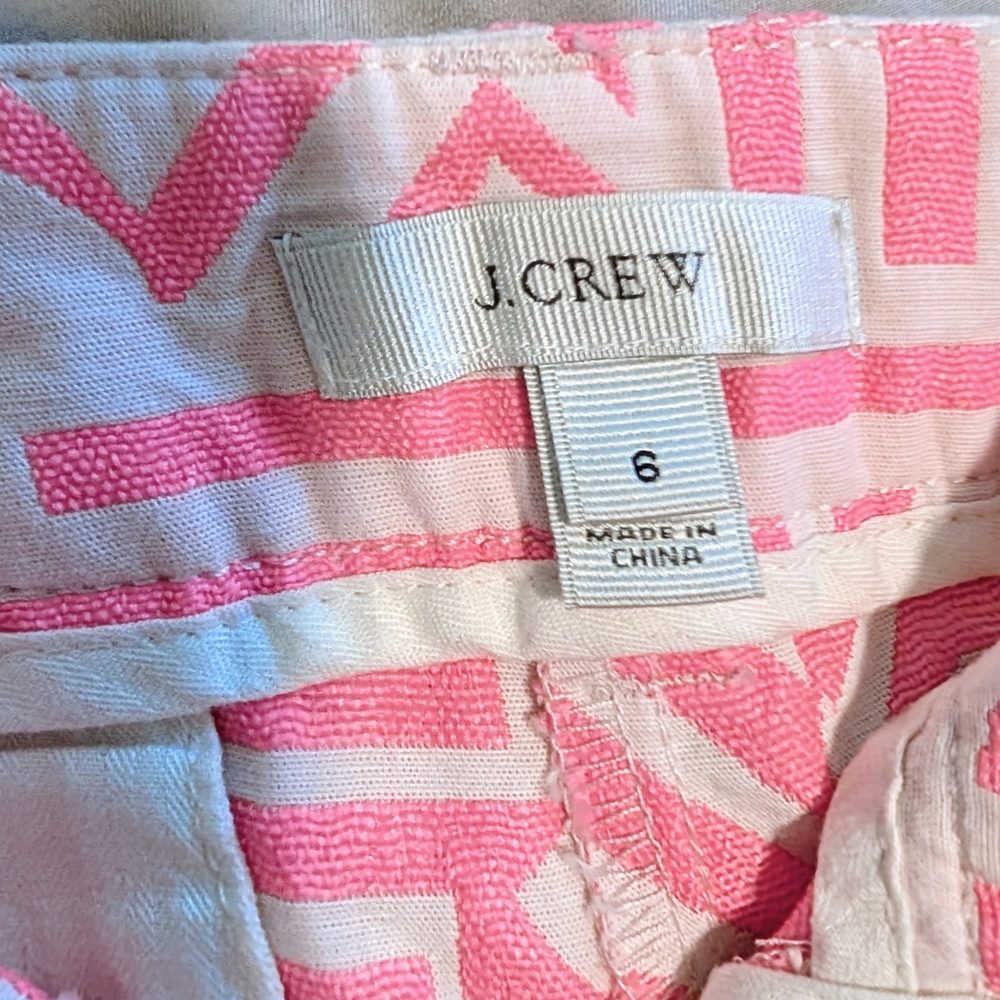 J.Crew Pink and White Geometric Shorts Size 6 - Picture 2 of 5